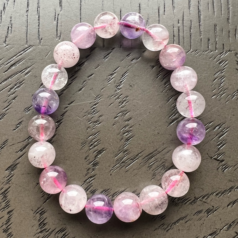 Purple Super 7 bracelet 8mm SIZE 6.5’
